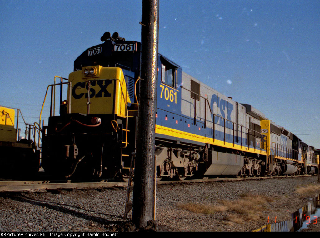 CSX 7061